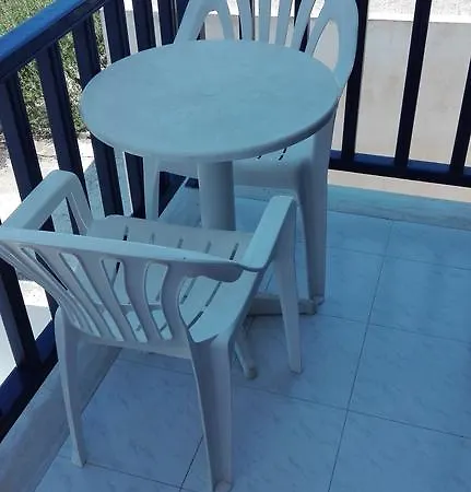 Bella Vista * Páros